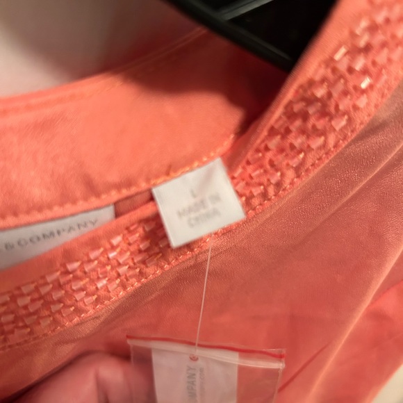 Woman’s dress shirt coral/peach great for work, dinner, family parties ect - Picture 3 of 5